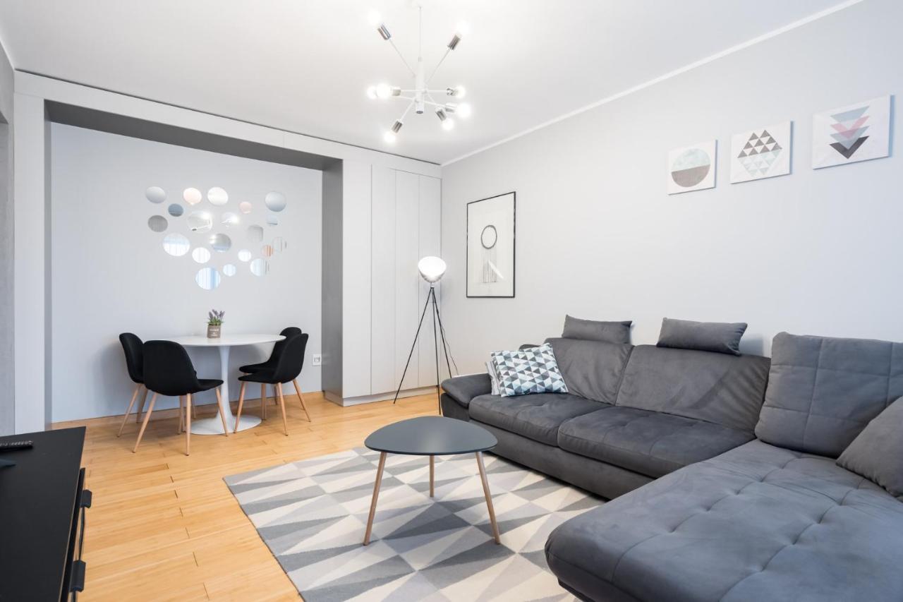 Happy Bubble I Timpuri Noi 1Br Apt 4 Ppl Bukarest Exterior foto