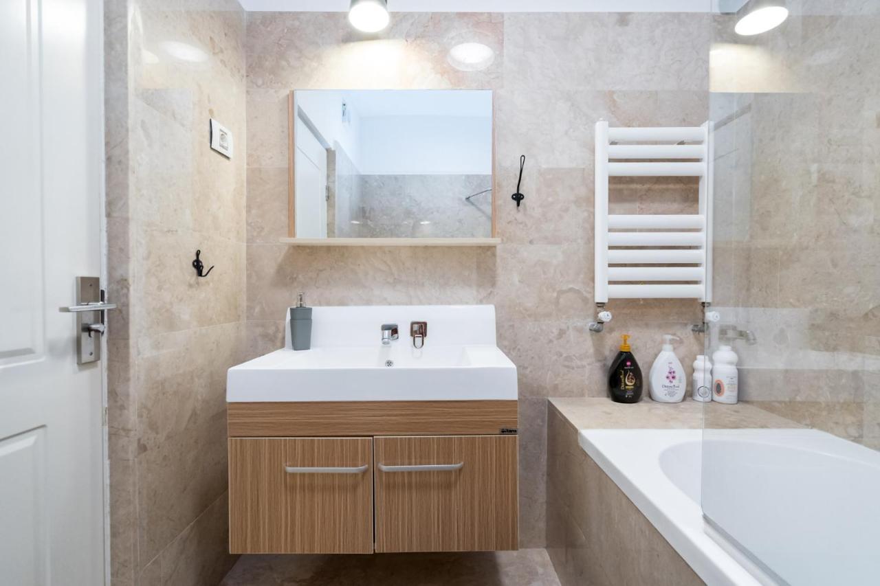 Happy Bubble I Timpuri Noi 1Br Apt 4 Ppl Bukarest Exterior foto